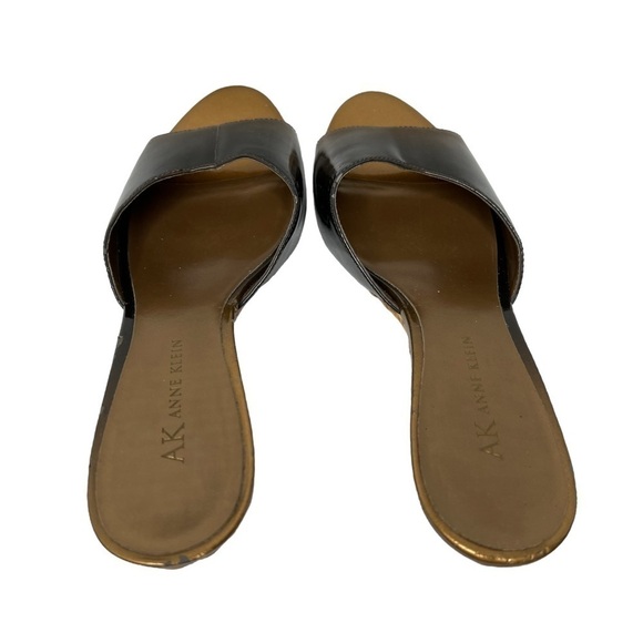 AK ANNE KLEIN Akhoola Patent Leather Wicker Wedge Slide Sandals Size 7.5 - Picture 6 of 16